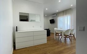 Monte Gordo South Pearl Apartment
